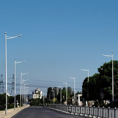 kupować Customizable Design Pole For Solar Street Light With Hot Dip Galvanized Steel online manufacture