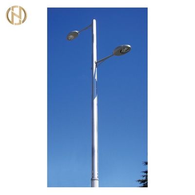 kupować Single Arm Steel Tube Customizable Electrical Street Light Pole With Hot-Dip Galvanized Coating online manufacture