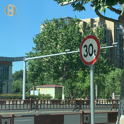 kupować Galvanized Q345B Road Sign Pole  Road Signal Post 3-20M Mounting Height online manufacture