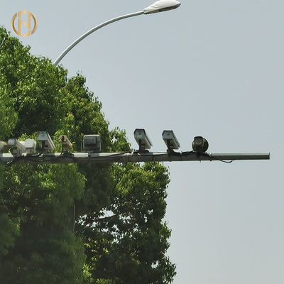 kupować Hot Dip Galvanized CCTV Camera Mounting Pole Good Earthquake Resistance online manufacture
