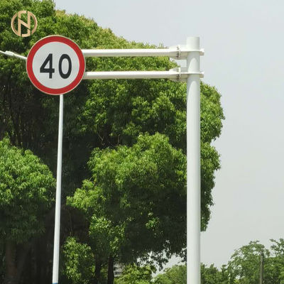 kupować Road Traffic Signal Post Steel Material Anti Rust Customized Powder Coating online manufacture