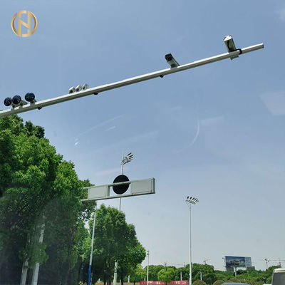 kupować 3M 4.5M 5M 6M Traffic Light Pole Durable For Signal Light Board In Road online manufacture
